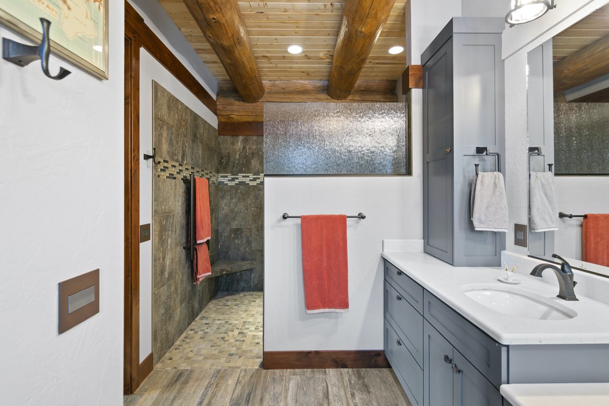 Bathroom interior | Carpet Barn